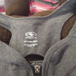 Zip up sports bra brand new